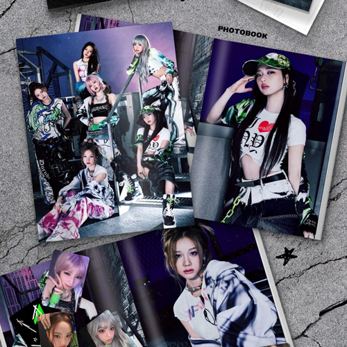 WE GO UP (UP ver.) — zdjęcie