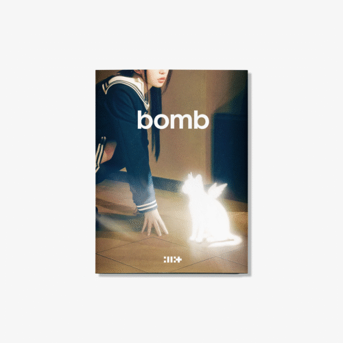 bomb (Weverse Albums ver.)